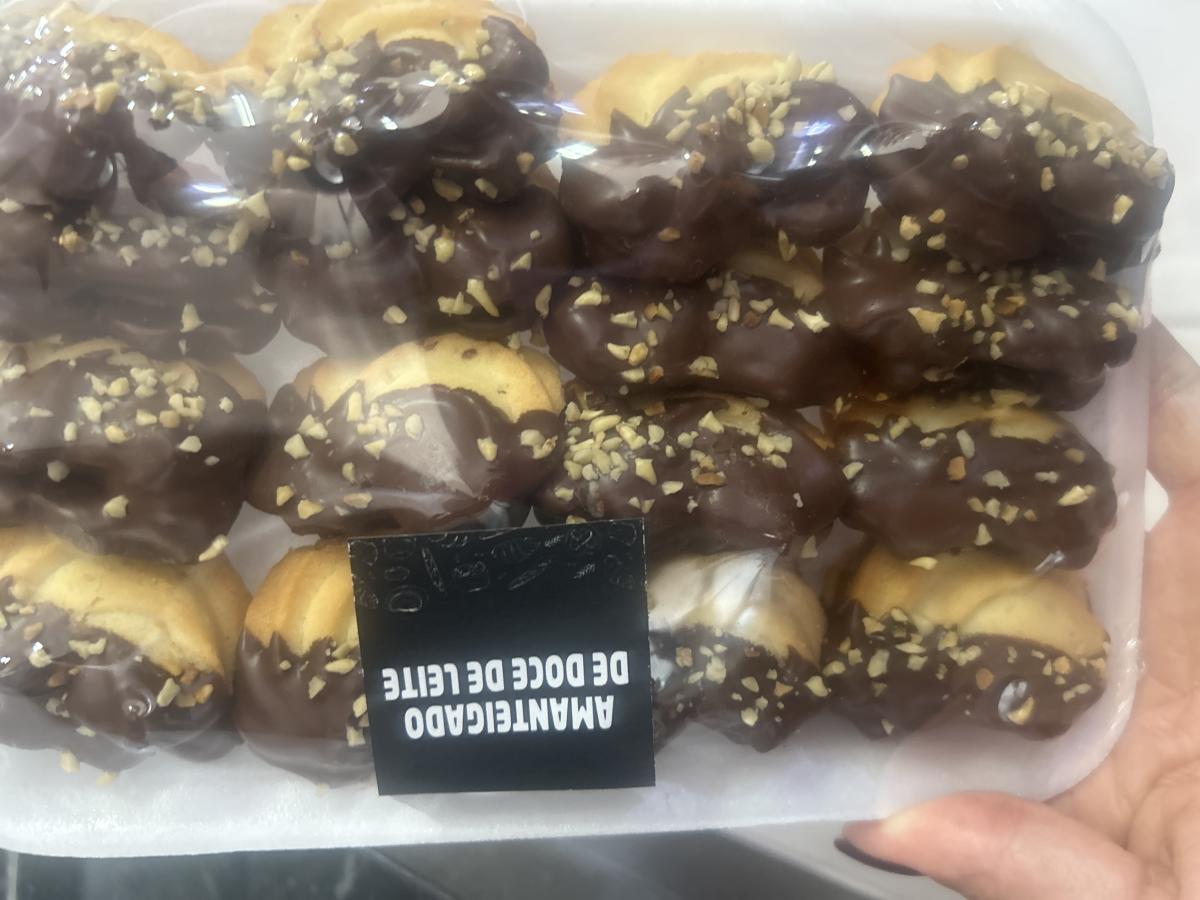 Amantegados recheado doce de leite